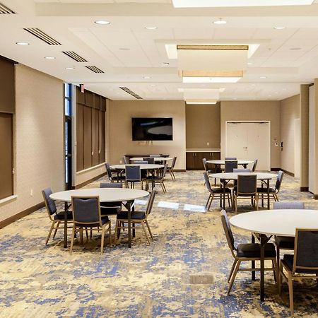Springhill Suites By Marriott Topeka Southwest Exterior photo