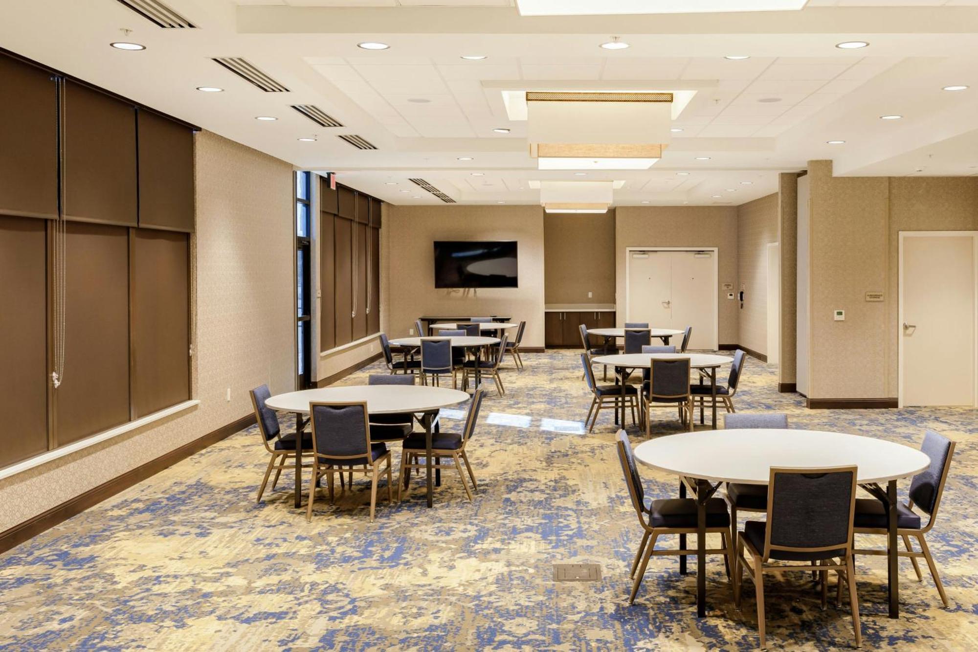 Springhill Suites By Marriott Topeka Southwest Exterior photo